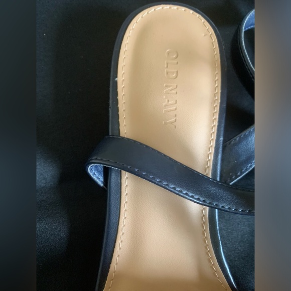 Old Navy shoes - Picture 2 of 4